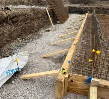 Formwork assembly with precision measurement tools